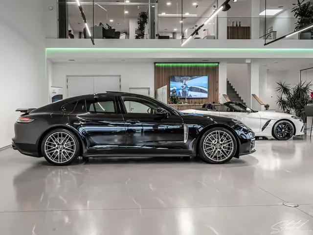 Porsche Panamera 4 E-Hybrid Platinum*LUFT*PANO*21''*HEADUP Ansicht 29