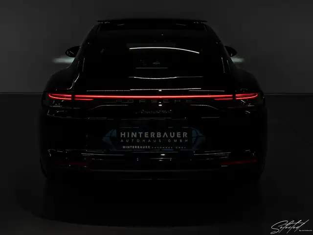 Porsche Panamera 4 E-Hybrid Platinum*LUFT*PANO*21''*HEADUP Ansicht 40
