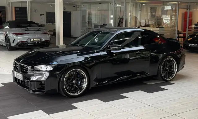 BMW M2 view 2
