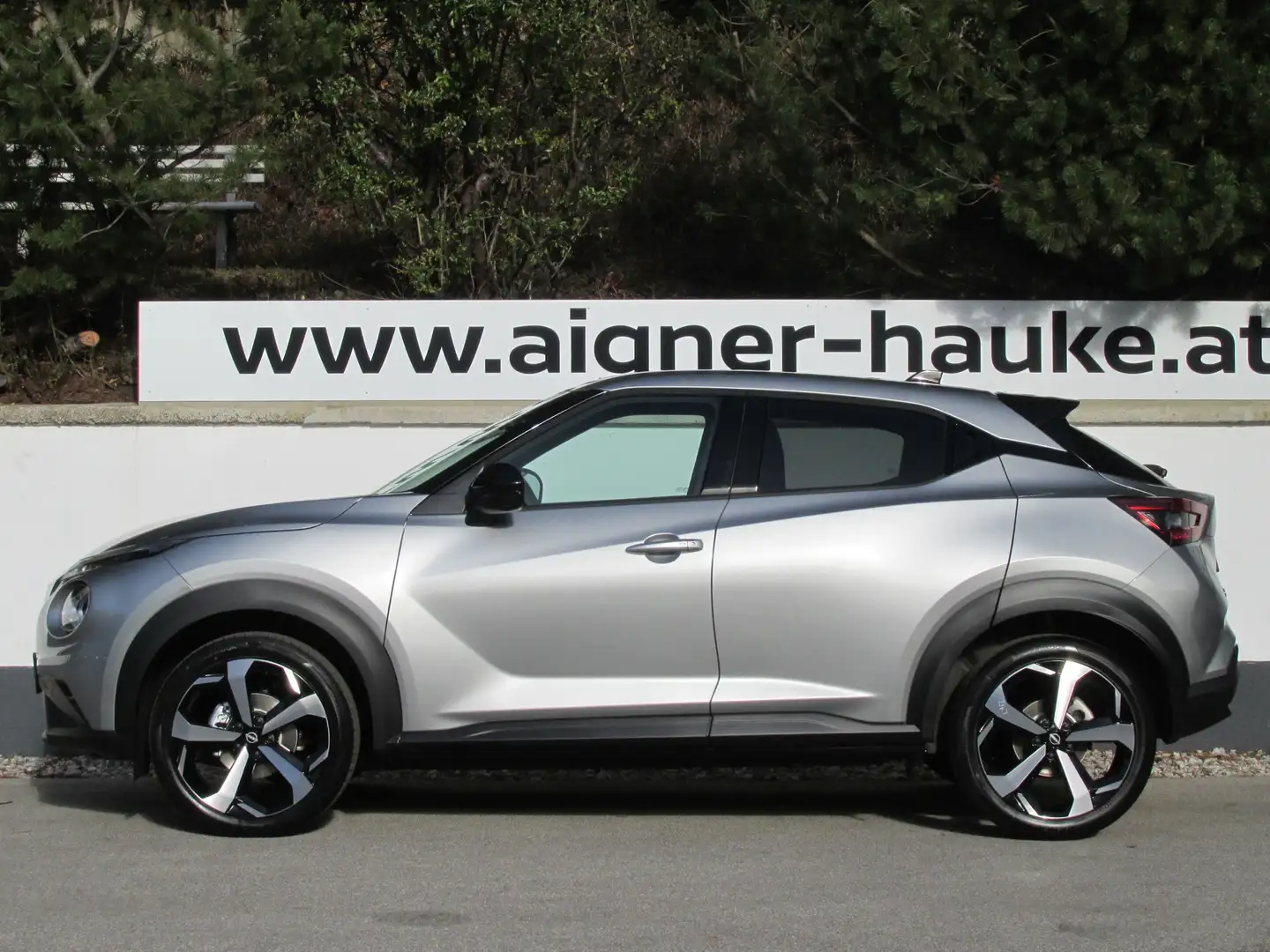 Nissan Juke 1,0 DIG-T Tekna Silber - 2