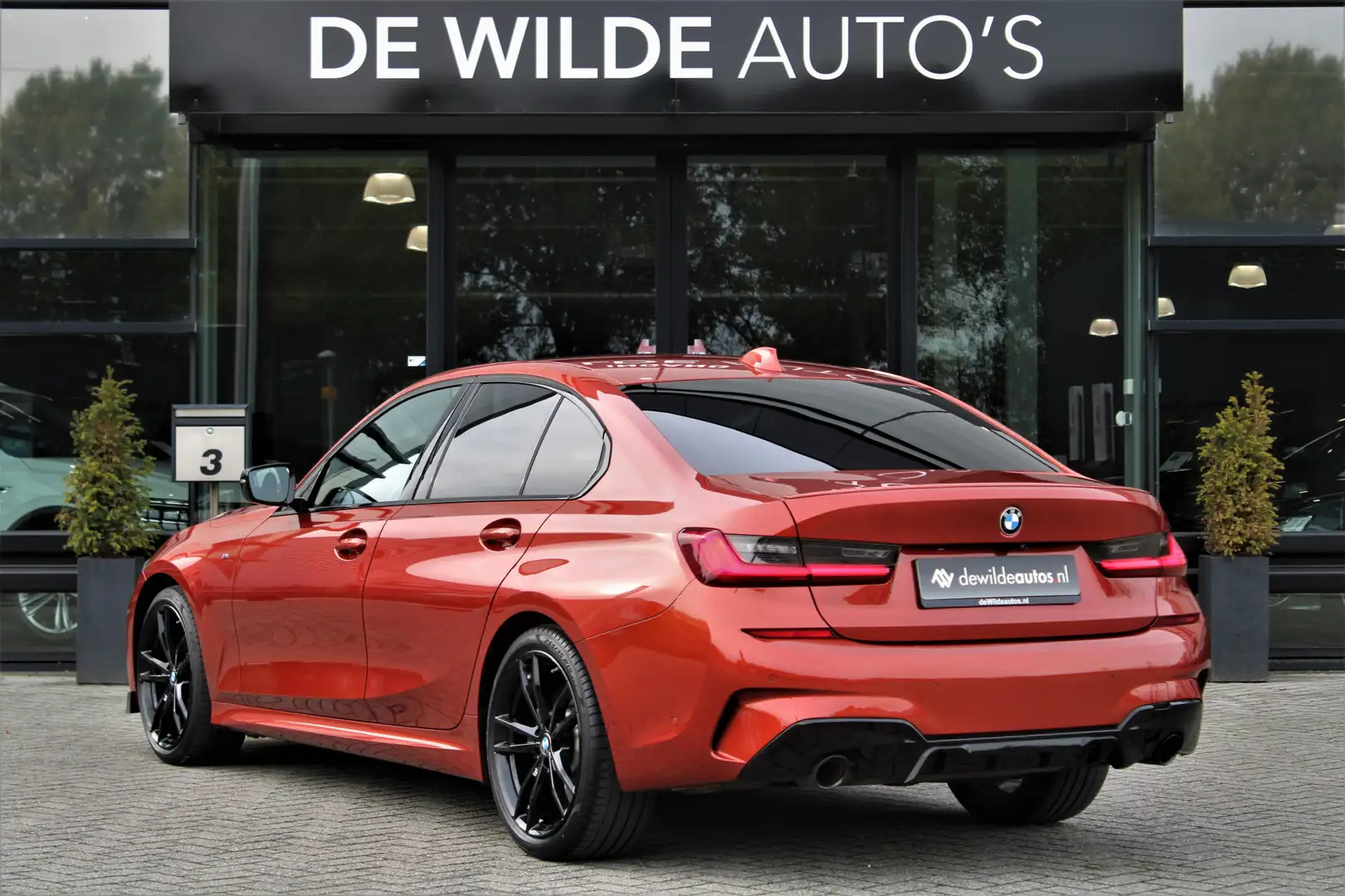 BMW 330 3-serie 330i M-sport 258pk Camera ACC 19-inch Appl Oranje - 2
