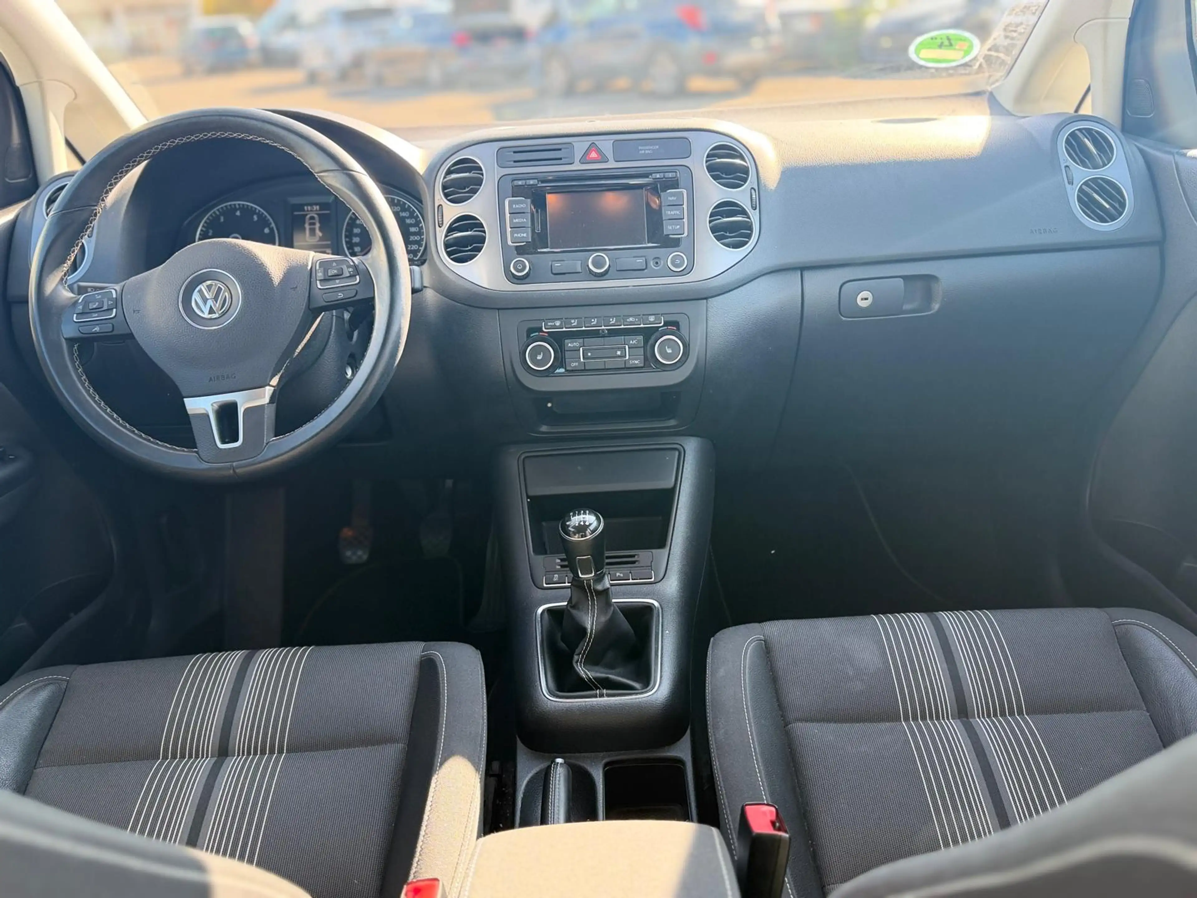 Volkswagen Golf Plus Match — photo 4