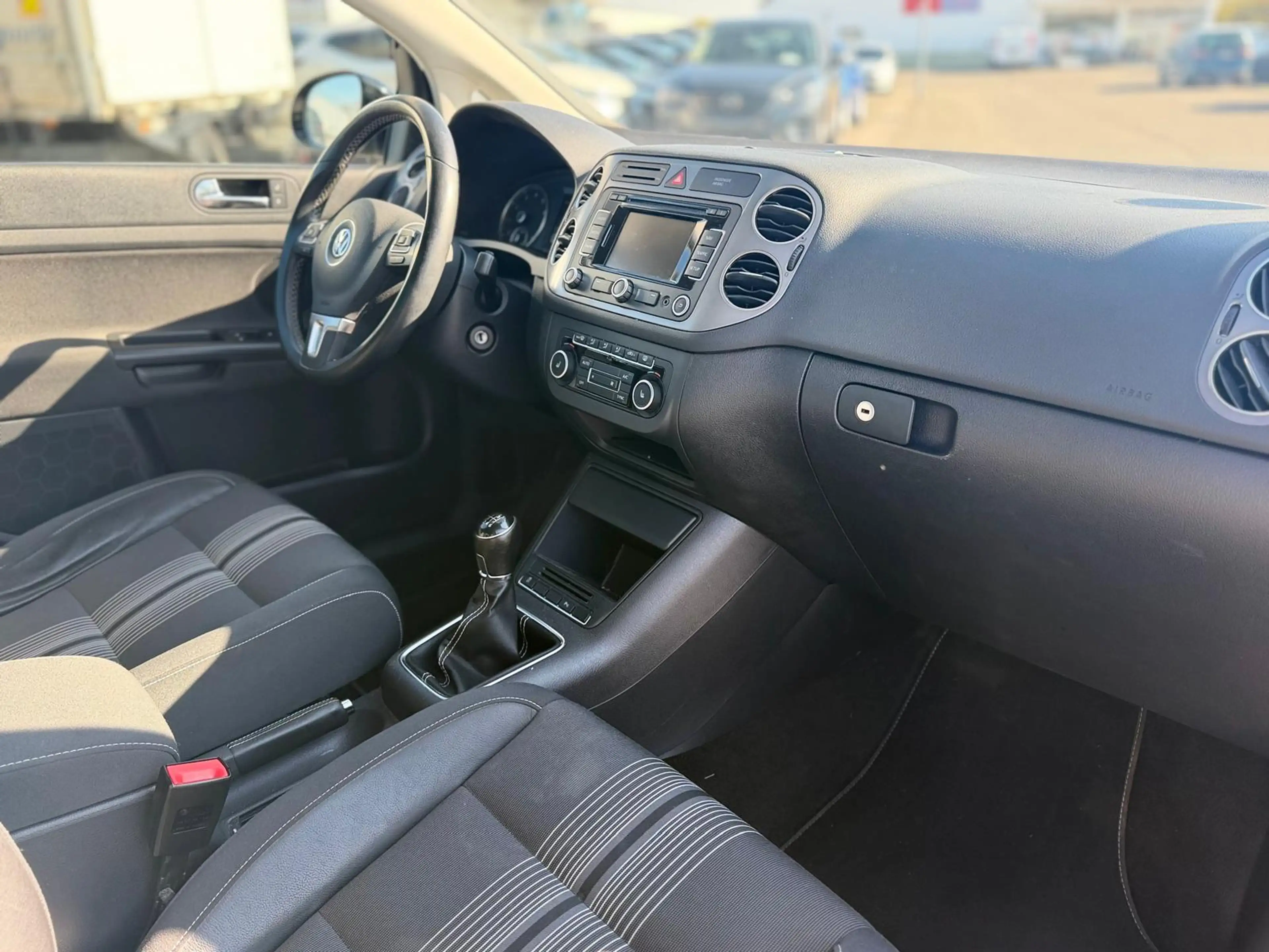 Volkswagen Golf Plus Match — photo 5