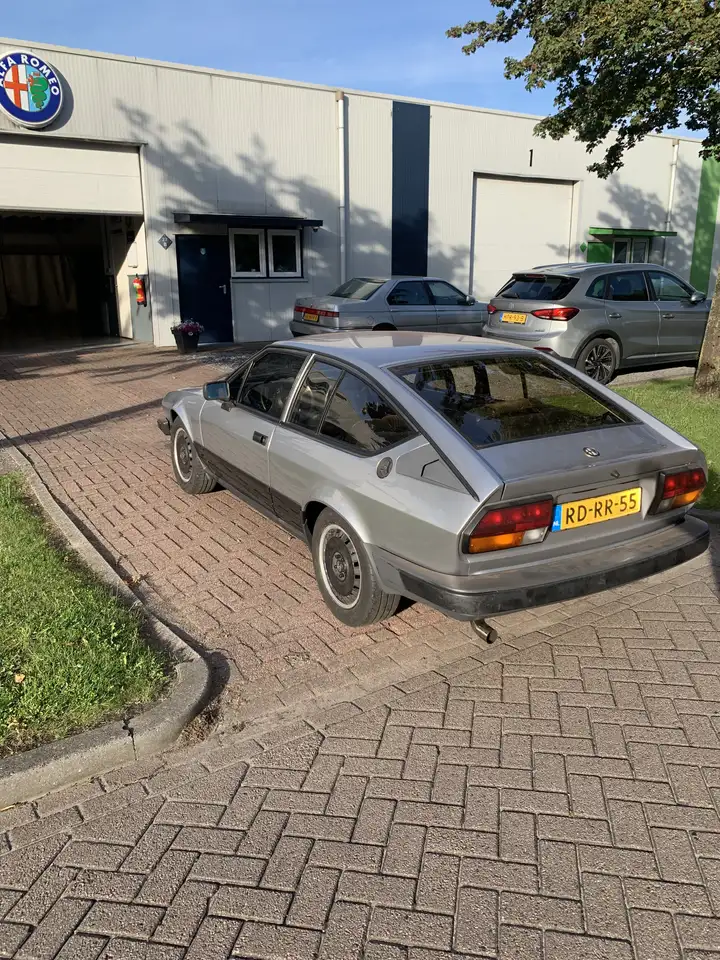 Alfa Romeo GTV 6/2.5, foto 5