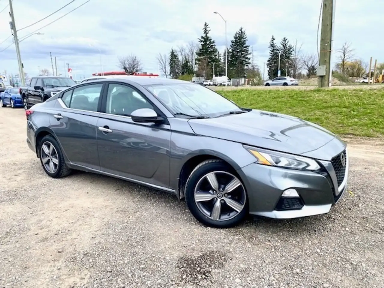 Nissan Altima снимка Nissan Altima