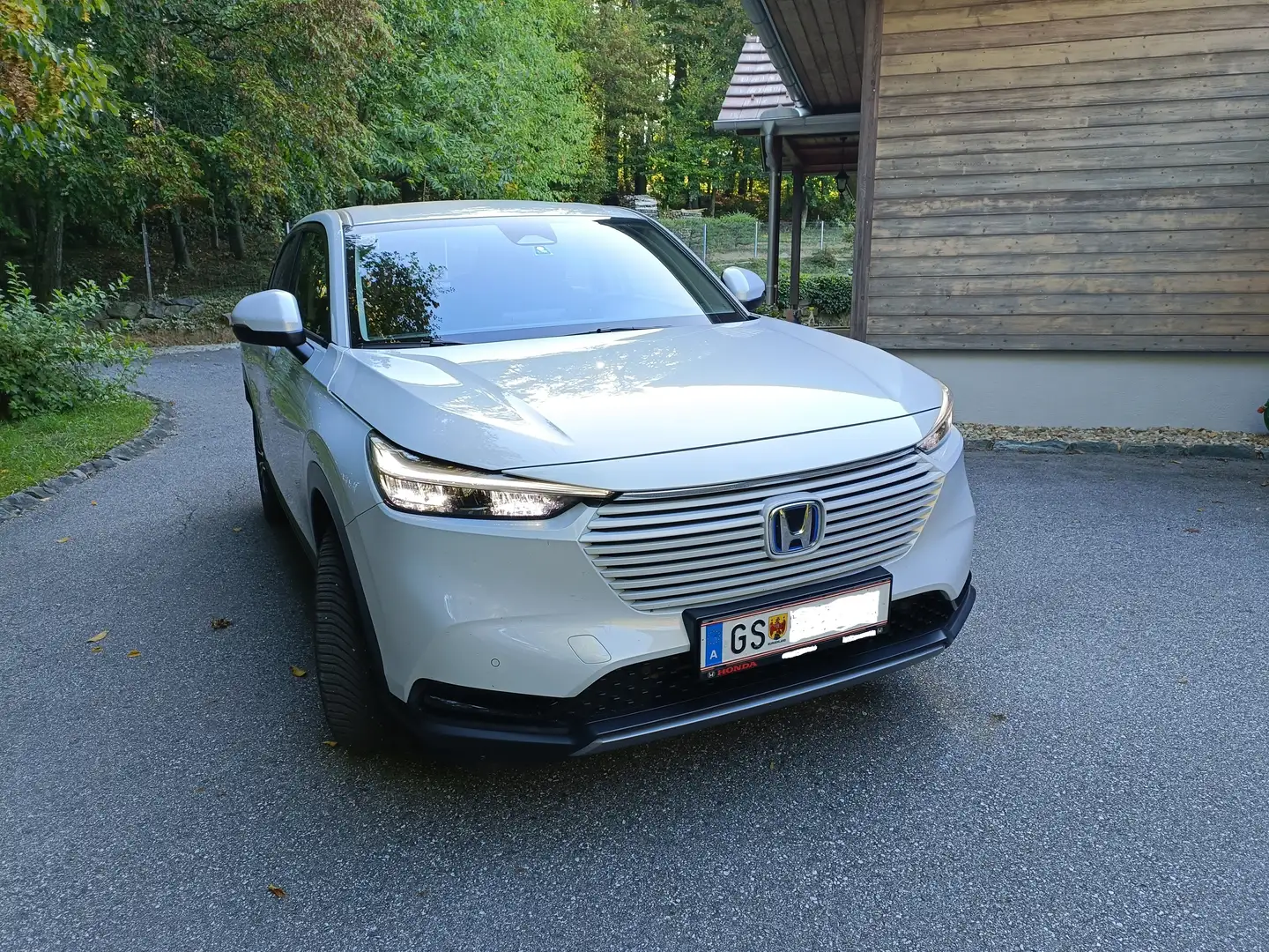 Honda HR-V HR-V 1,5 i-MMD Hybrid 2WD Elegance Aut. Elegance Weiß - 1