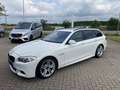 BMW 530 d Touring/M-Paket/Head up/Keyless/AHK/Pano Weiß - thumbnail 1
