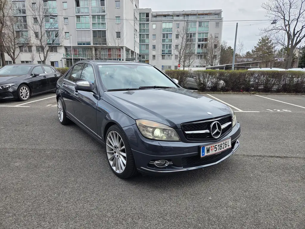 Mercedes-Benz C 320 2008 из Европы — купить под ключ