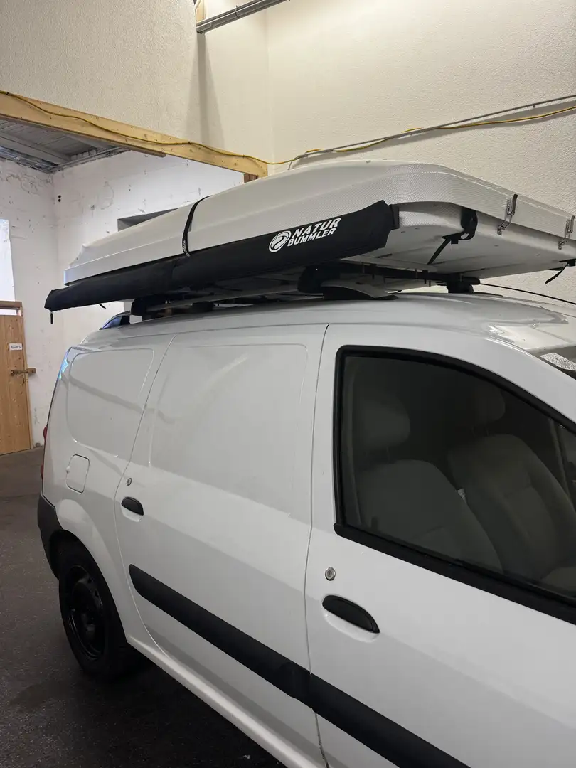 Dacia Logan Van 1,6, 2 Sitzer Mit laderaum - 1