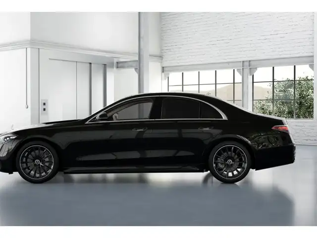 Mercedes-Benz S-Class view 4