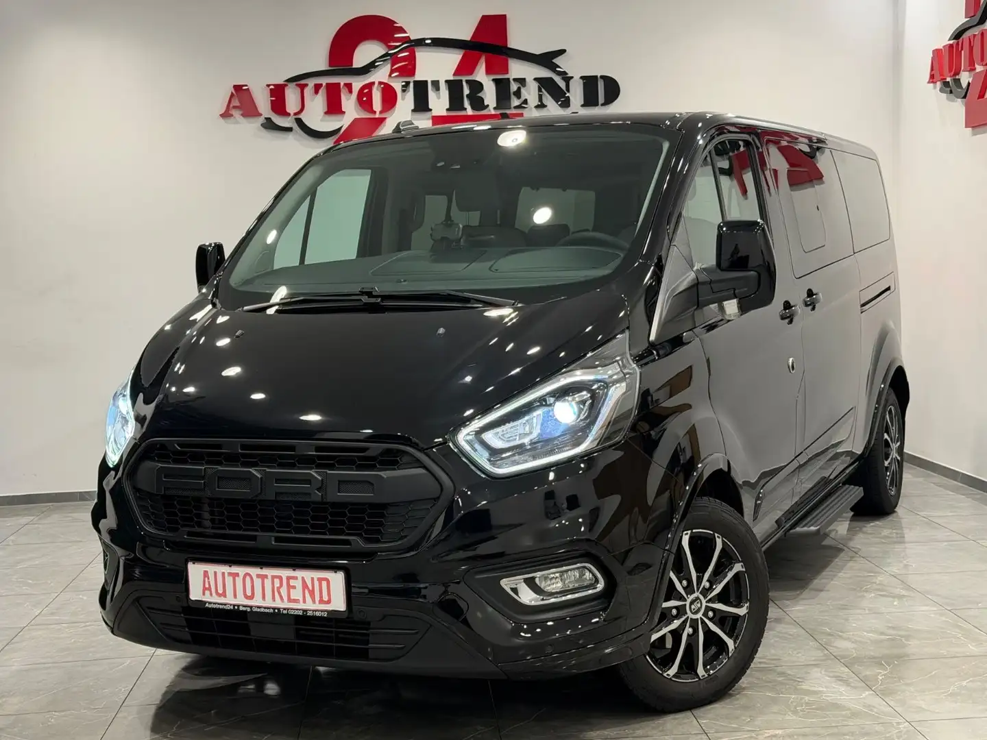 Ford Tourneo Custom Titanium X L2 8-SITZER AUTOMATIK Noir - 1