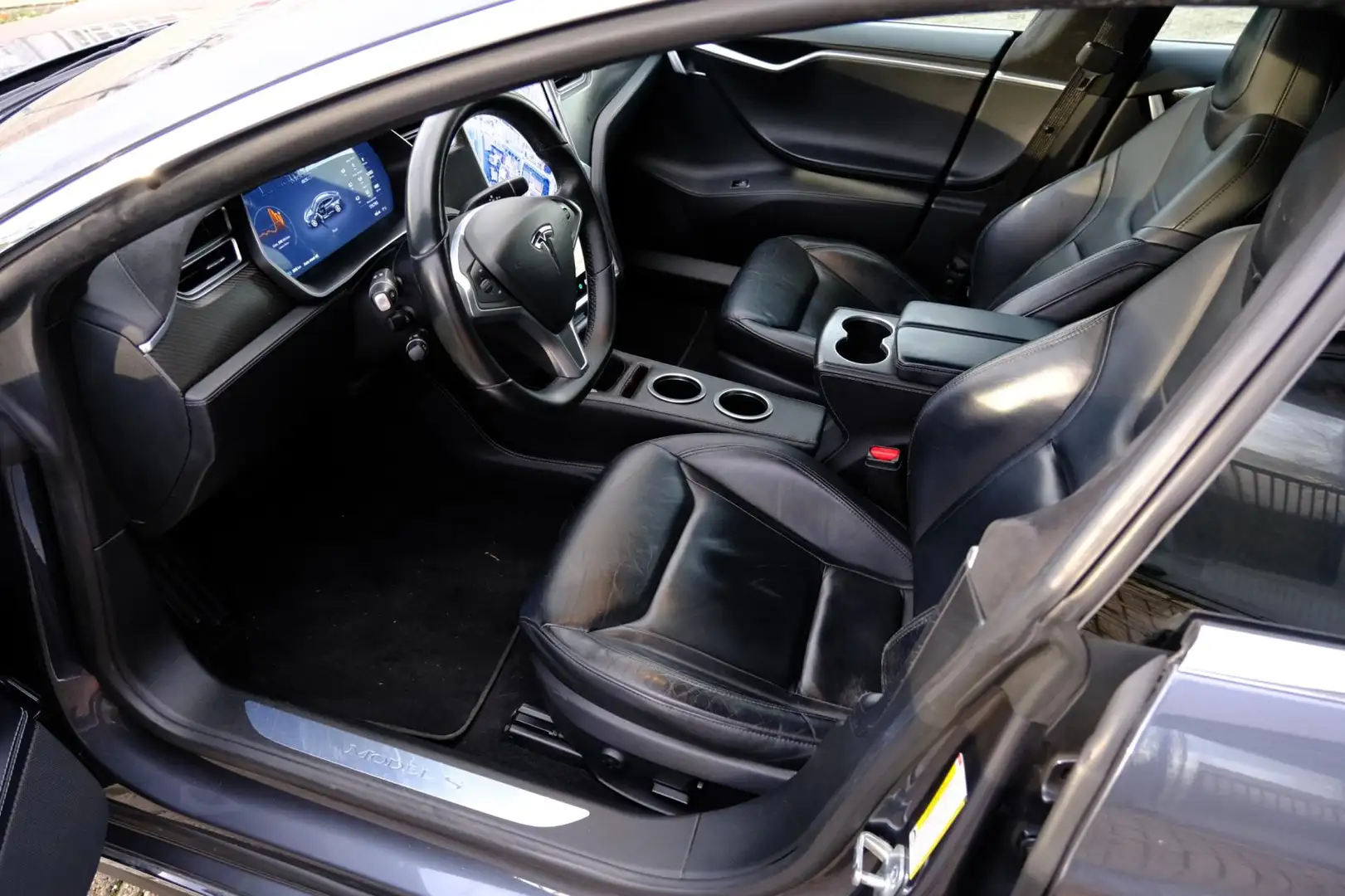 Tesla Model S 85D Dual Motor AWD 422pk Aut. Free Supercharging! Gris - 2