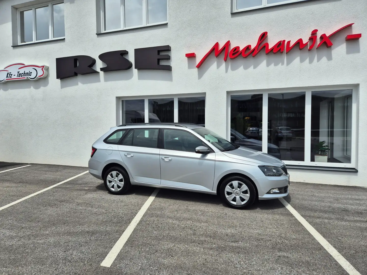 Skoda Fabia Ambition Silber - 1