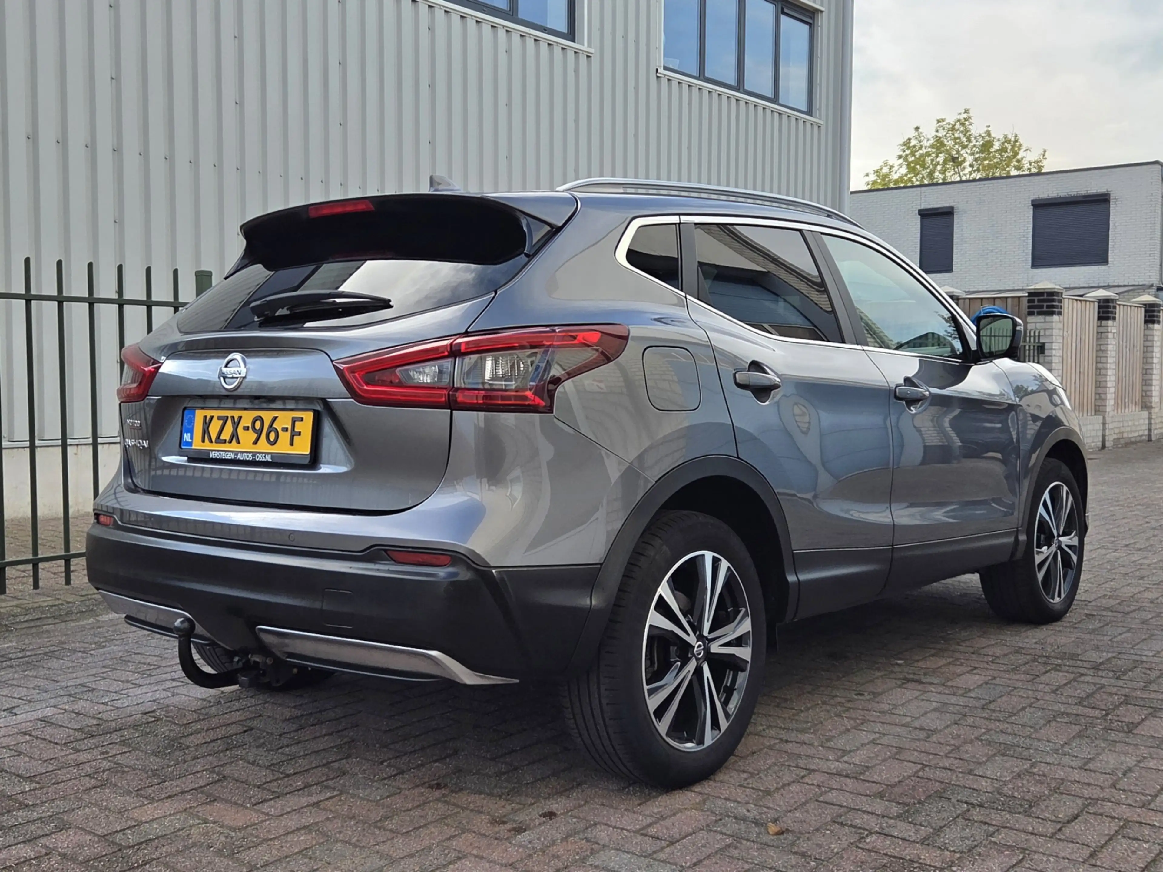 Nissan Qashqai 1.2 N-Connecta Panorama-360Camera-Trekhaak — photo 3