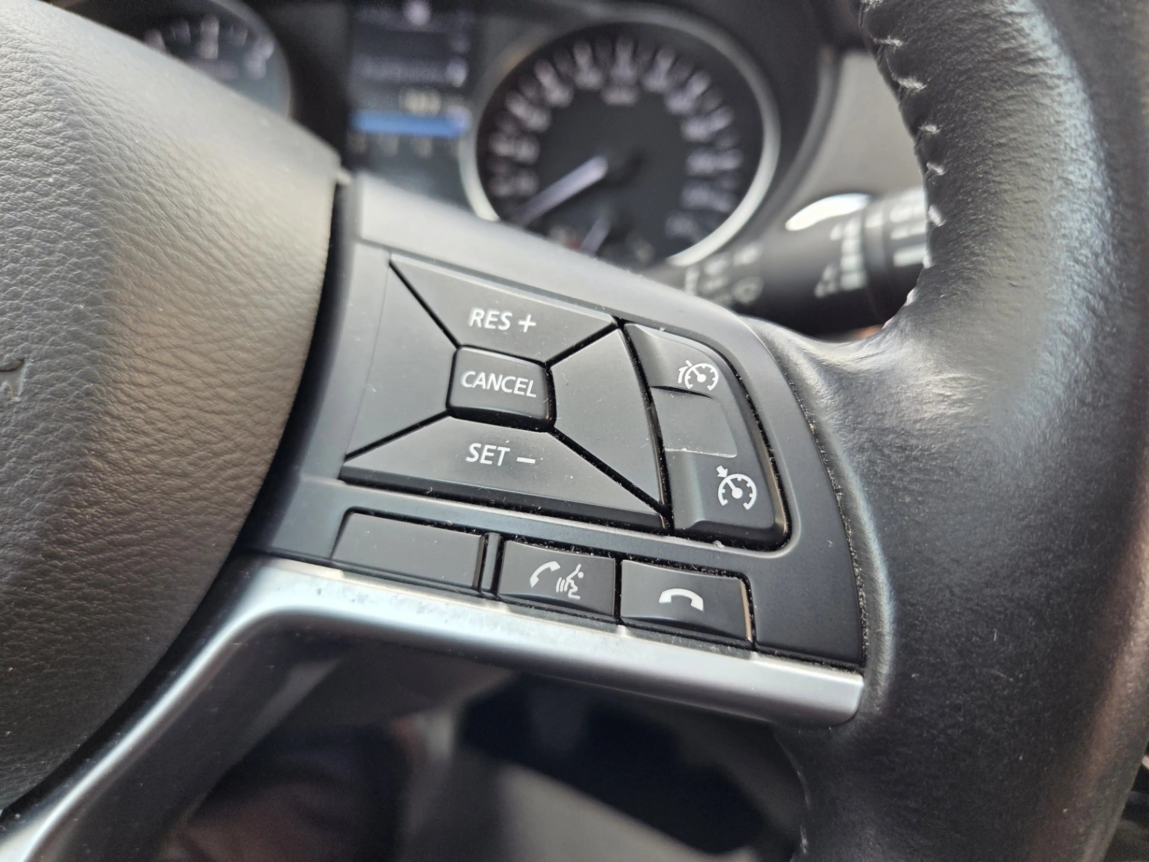 Nissan Qashqai 1.2 N-Connecta Panorama-360Camera-Trekhaak — photo 15