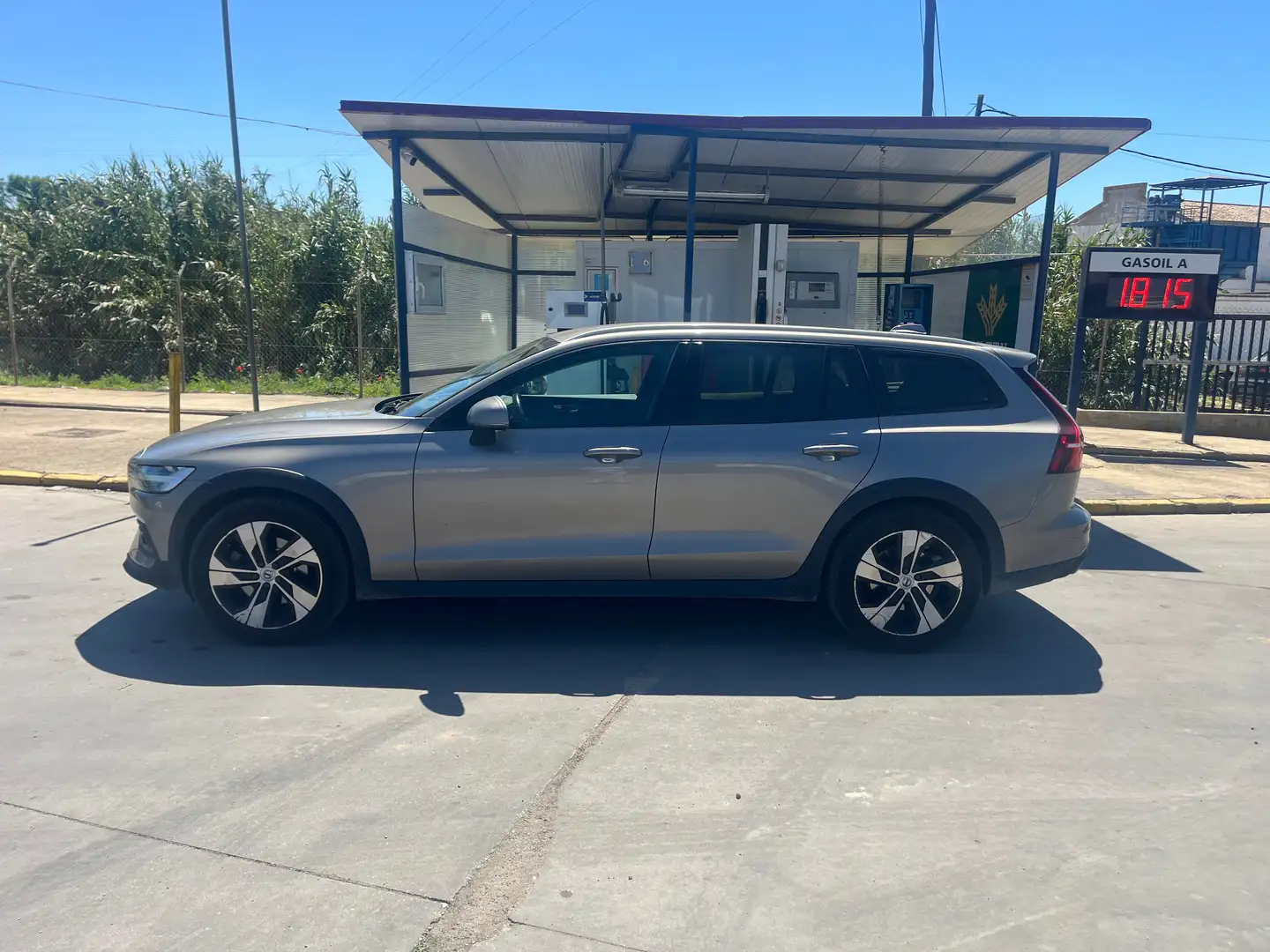 Volvo V60 Cross Country V60 Cross Country D4 AWD Aut. Beige - 2