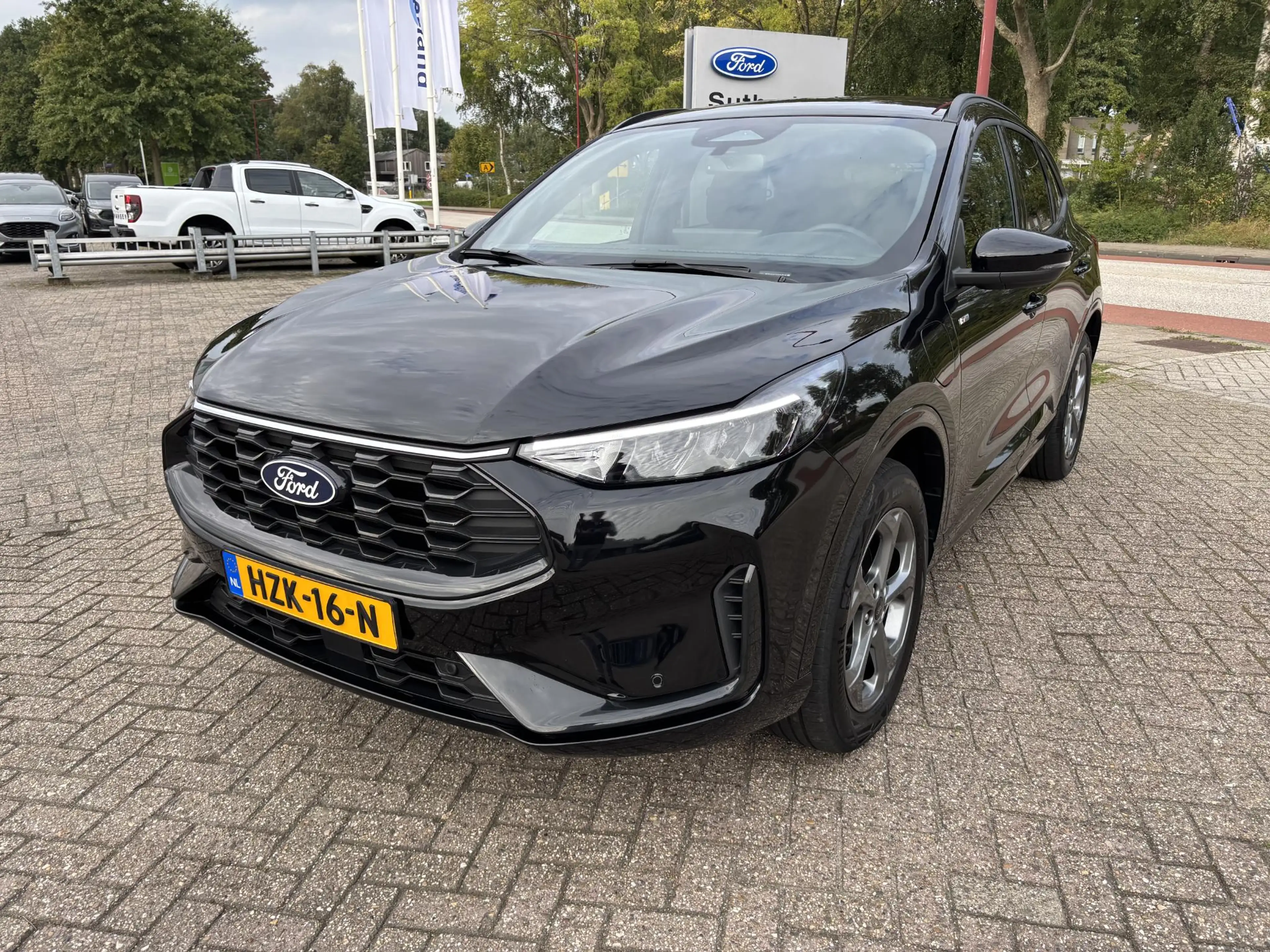 Ford Kuga 2.5 PHEV ST-Line 243pk Wegklapbare Trekhaak | Wint — photo 3