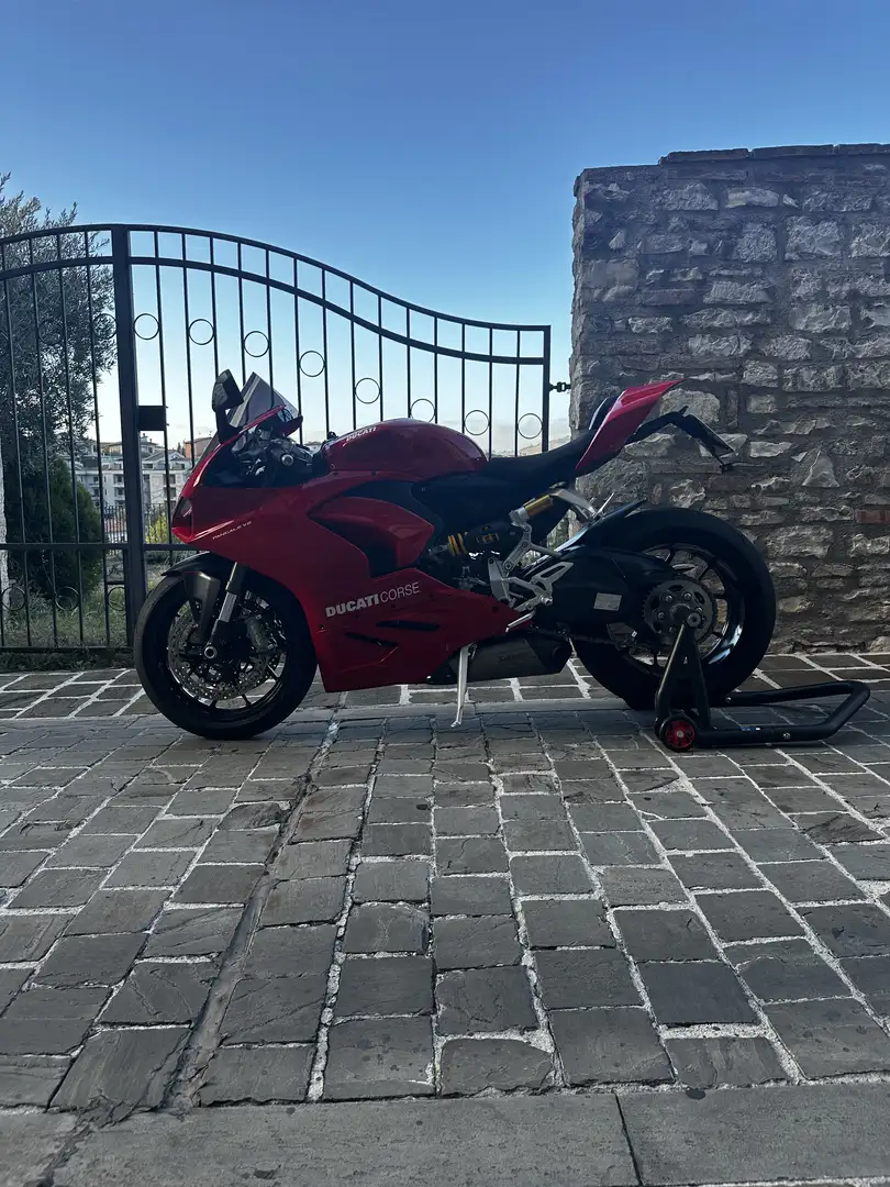 Ducati Panigale V2 - 1