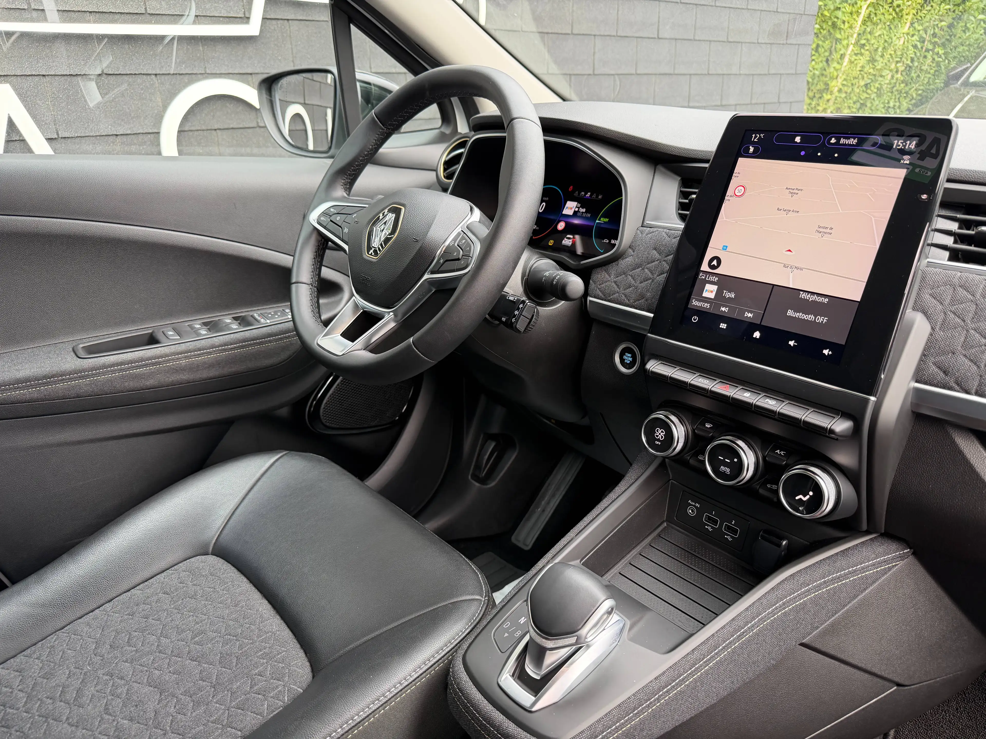 Renault ZOE 52 kWh R135 Iconic E.V.50+GARANTIE 1 AN+NAVI+CAMERA — photo 9