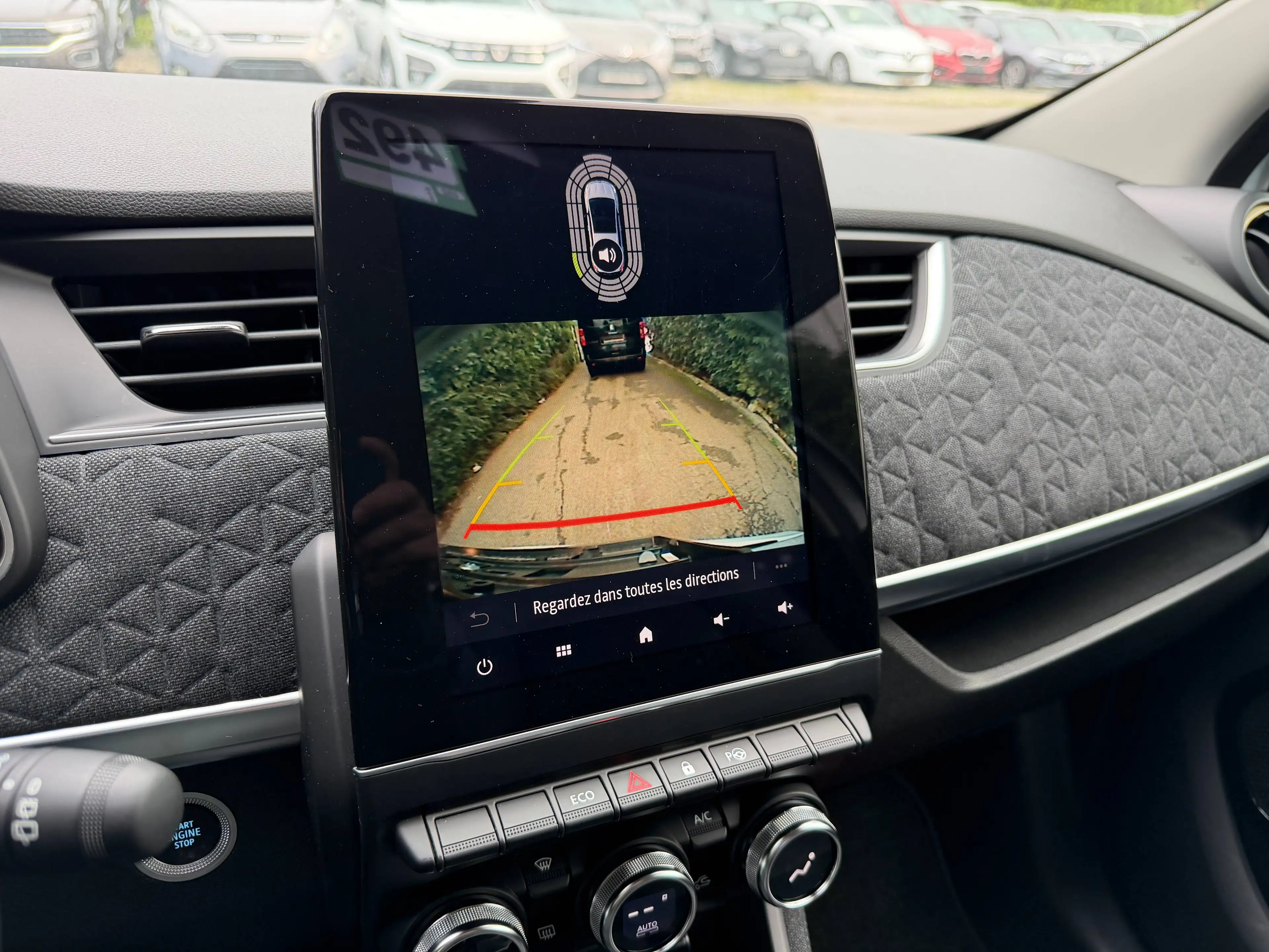 Renault ZOE 52 kWh R135 Iconic E.V.50+GARANTIE 1 AN+NAVI+CAMERA — photo 14