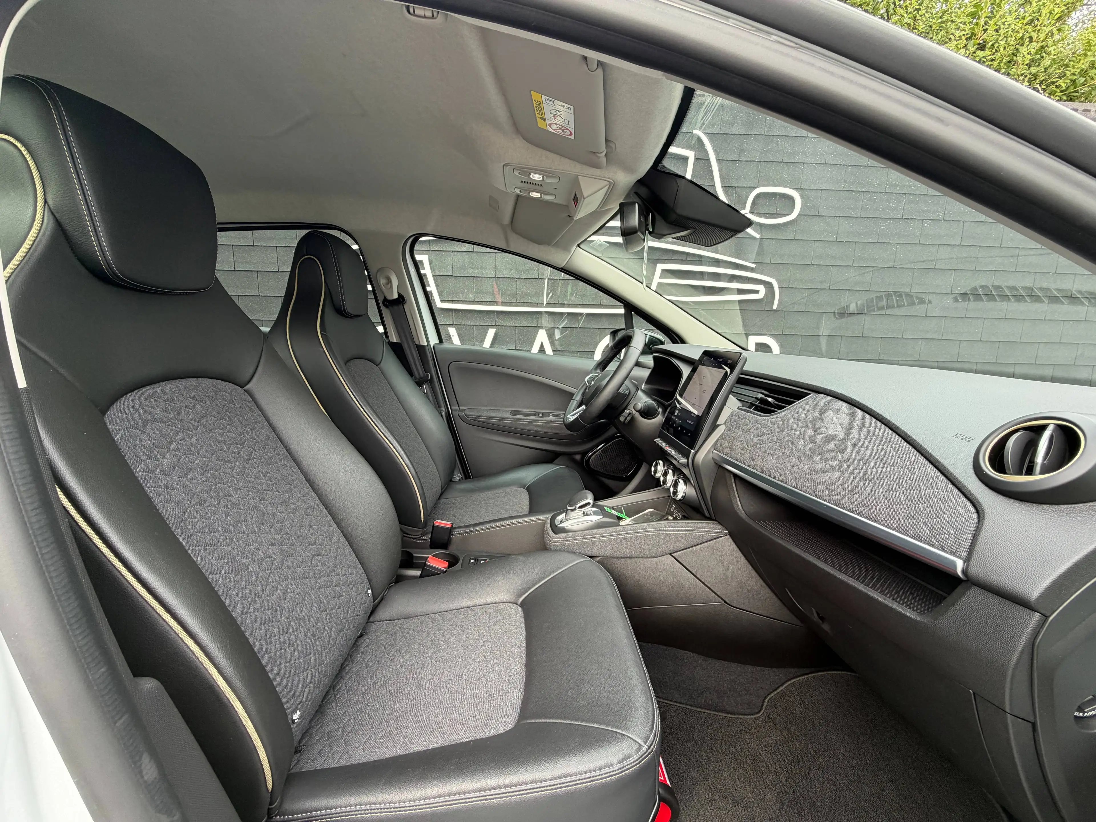 Renault ZOE 52 kWh R135 Iconic E.V.50+GARANTIE 1 AN+NAVI+CAMERA — photo 7