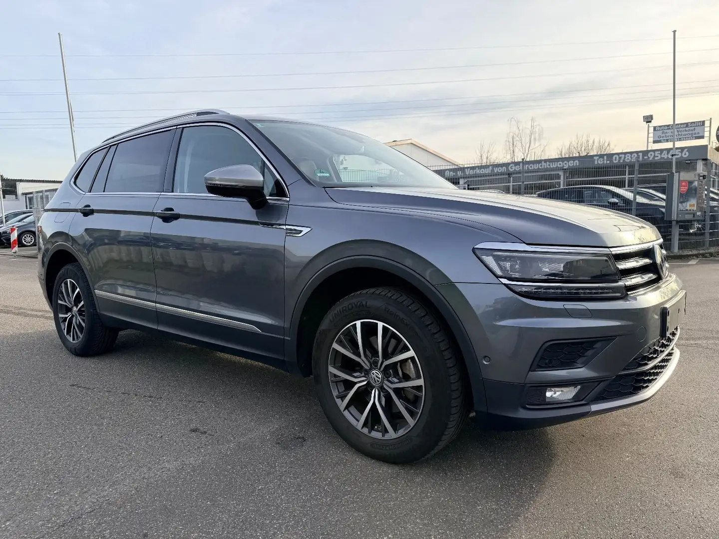 Volkswagen Tiguan Allspace Comfortline Panorama Dach Grau - 2
