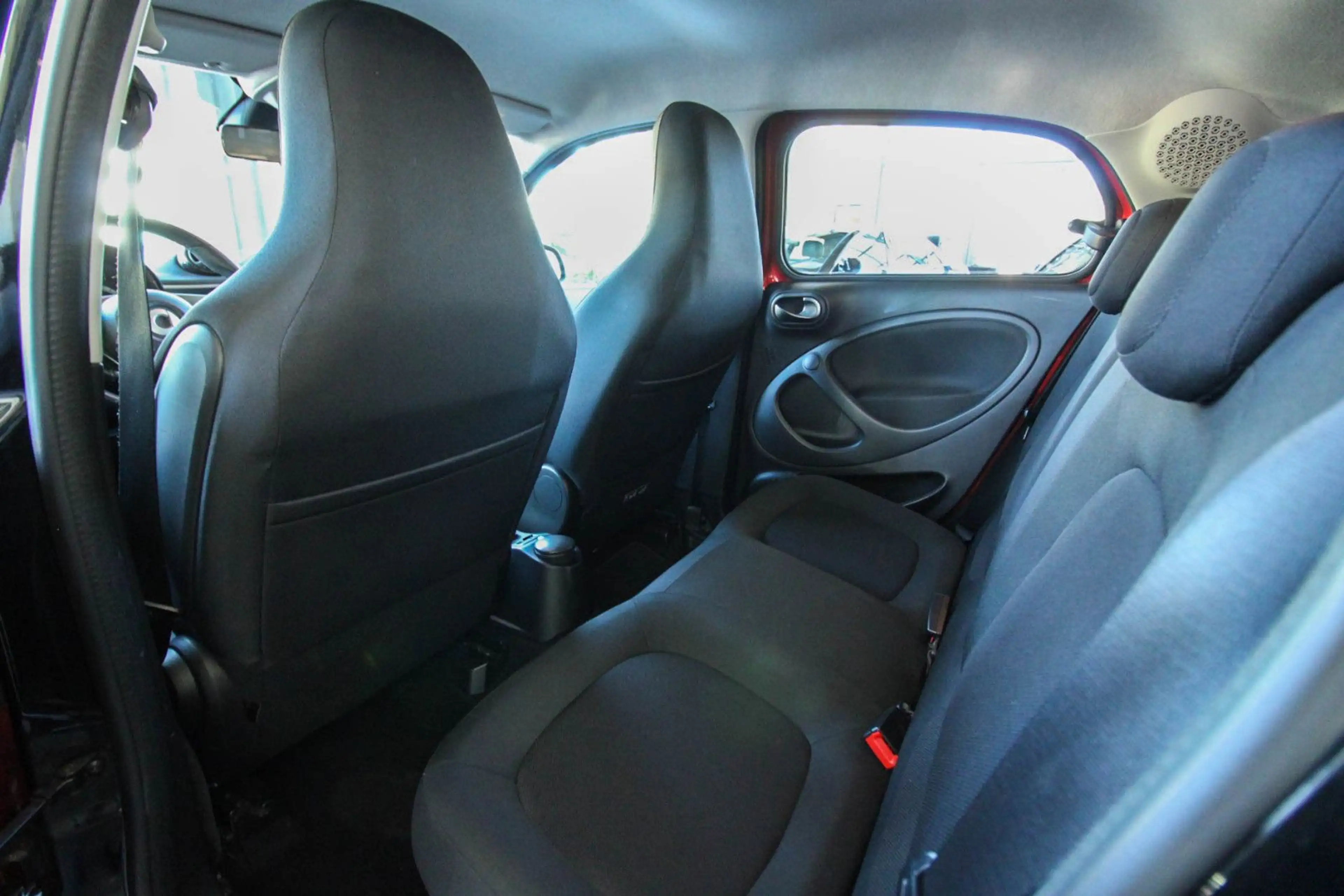 smart forFour Passion/Kamera/SHZ/Klima/Navi/MirrorLink — photo 11