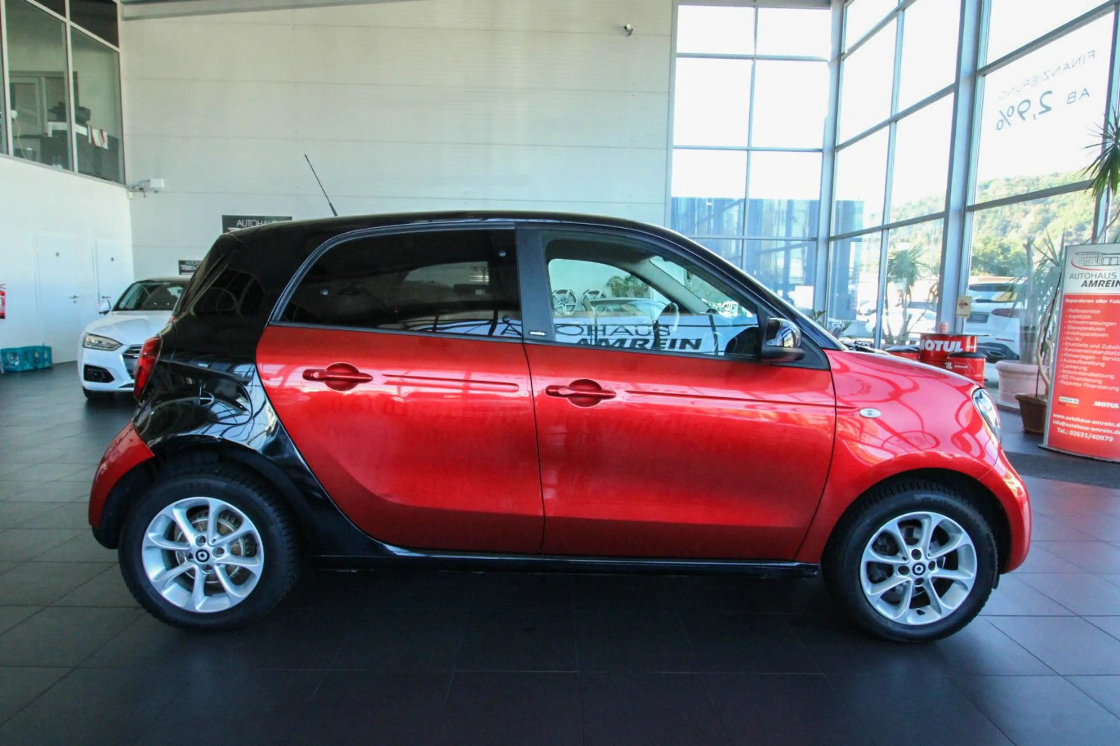 smart forFour Passion/Kamera/SHZ/Klima/Navi/MirrorLink — photo 4