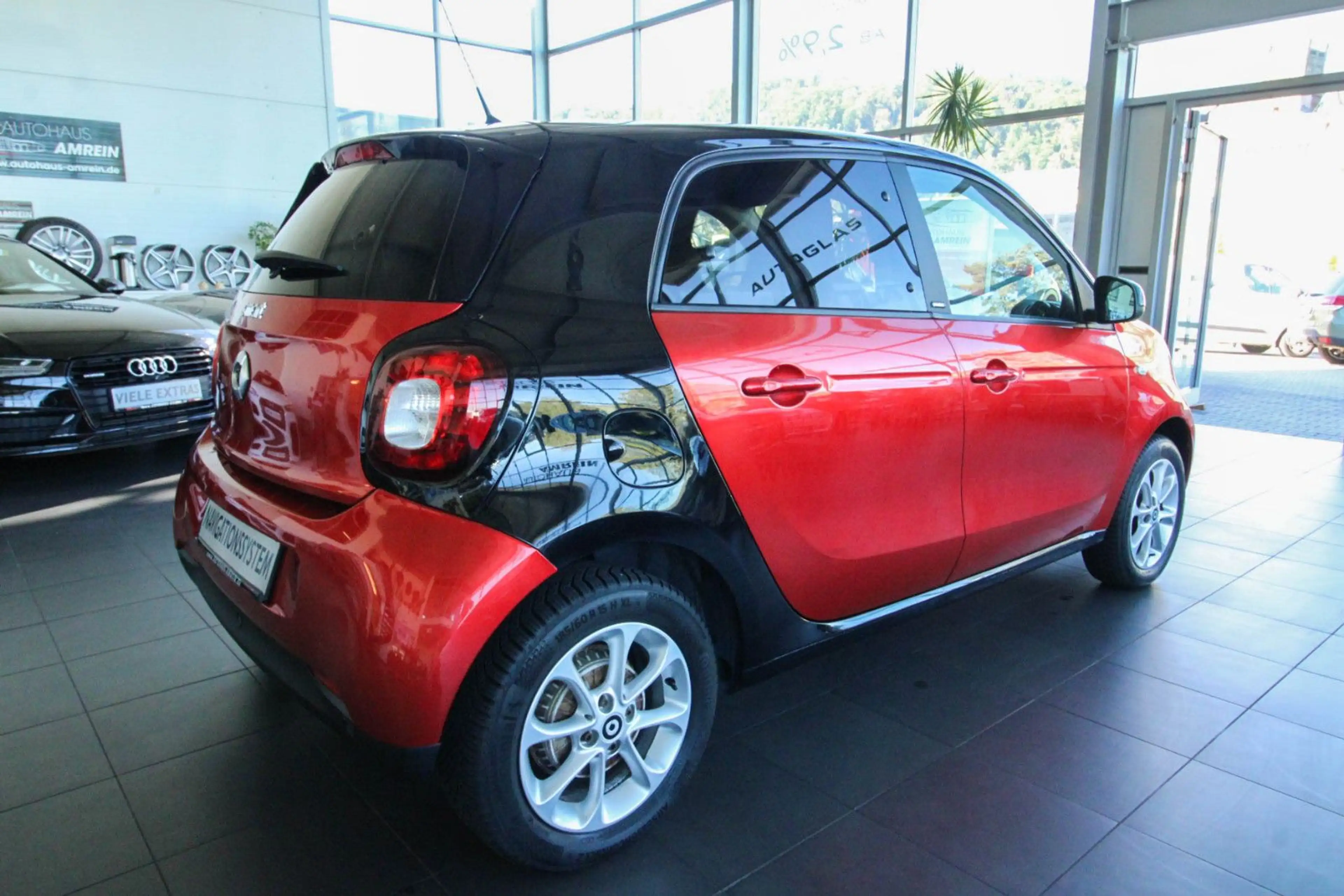 smart forFour Passion/Kamera/SHZ/Klima/Navi/MirrorLink — photo 5