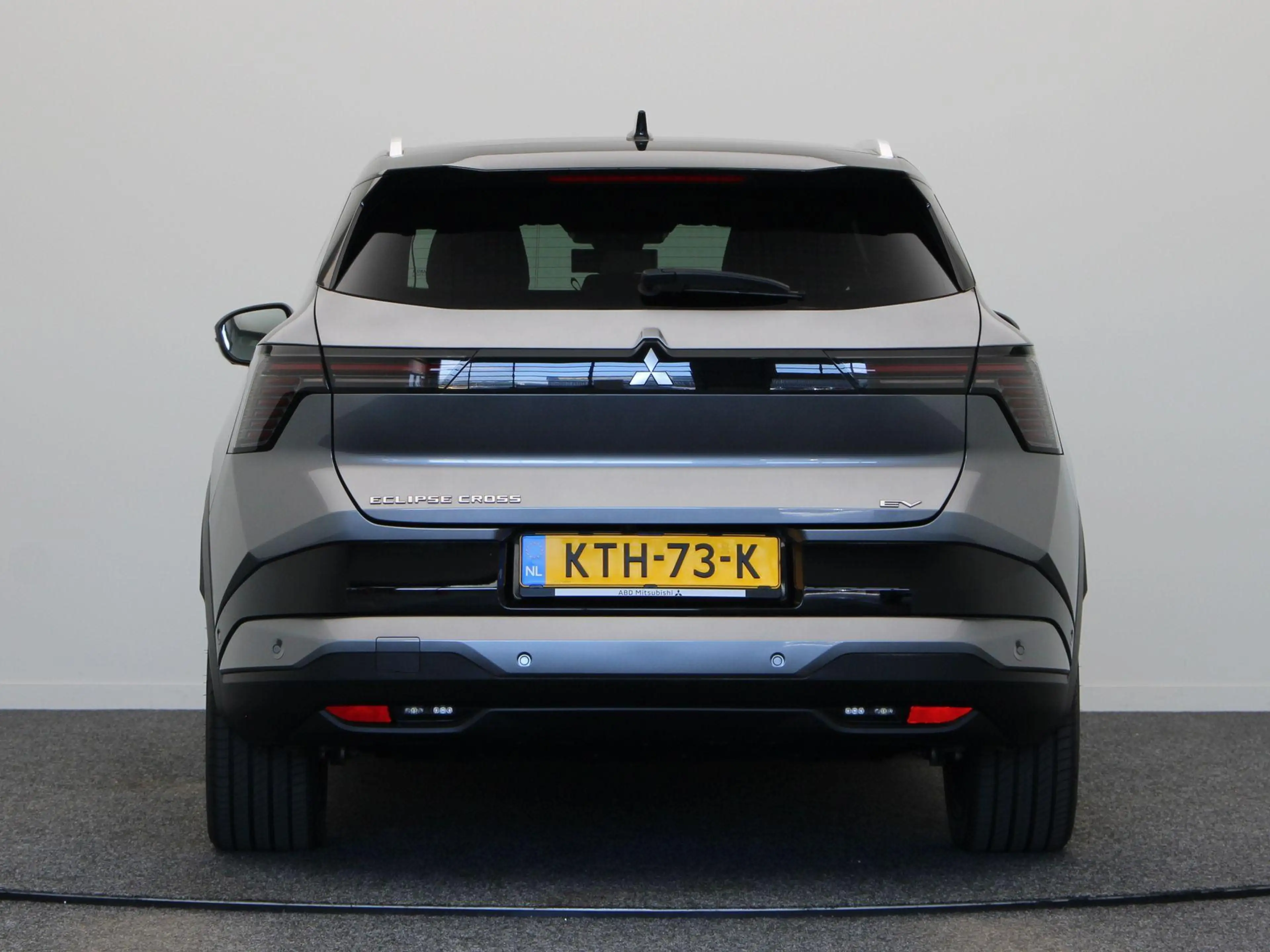 Mitsubishi Eclipse Cross Instyle 87 kWh | 20" LMV | Lederen bekleding | Ele — photo 7