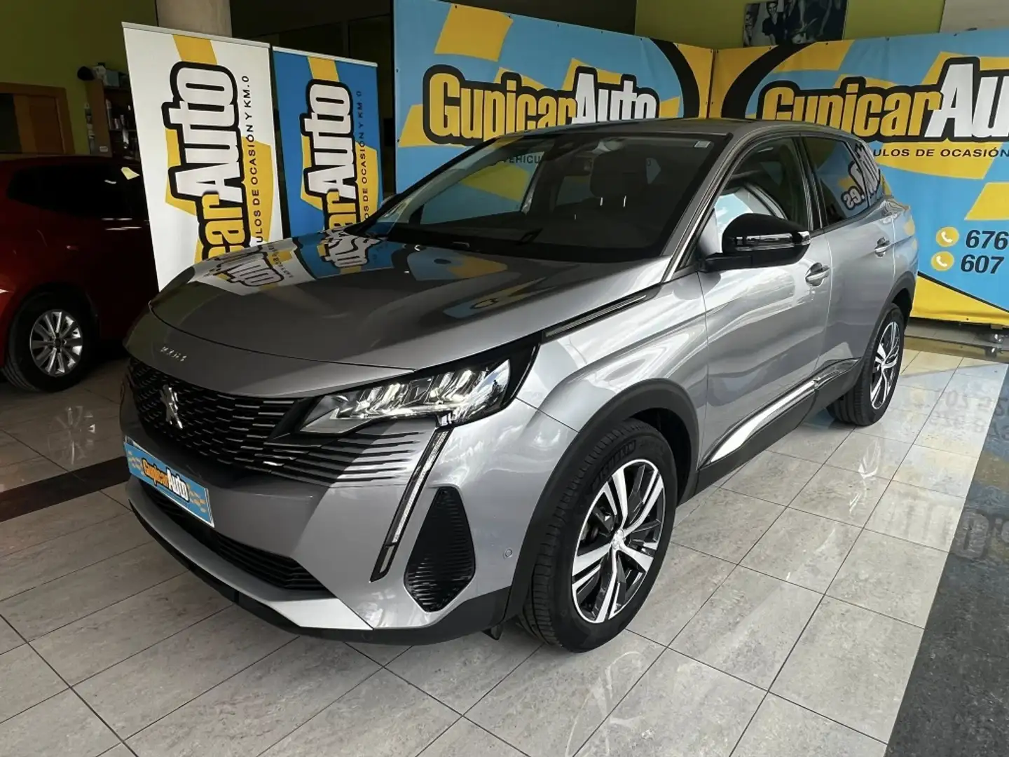Peugeot 3008 1.5BlueHDi Allure S&S EAT8 130 Grau - 1