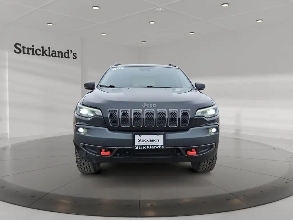 Jeep Cherokee 2019 photo 2