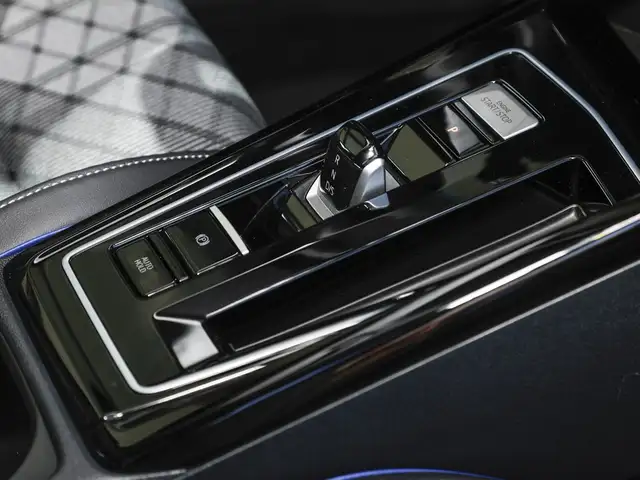Volkswagen Golf view 11