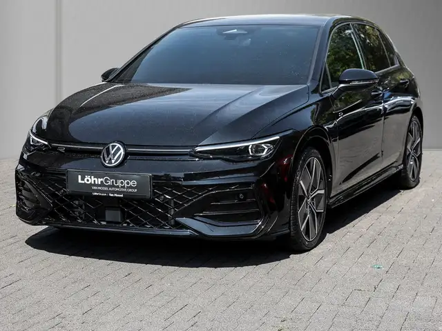 Volkswagen Golf view 4