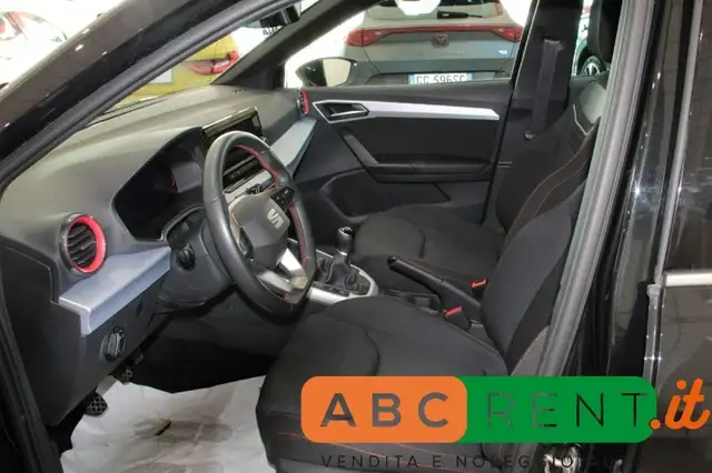Seat Arona view 9