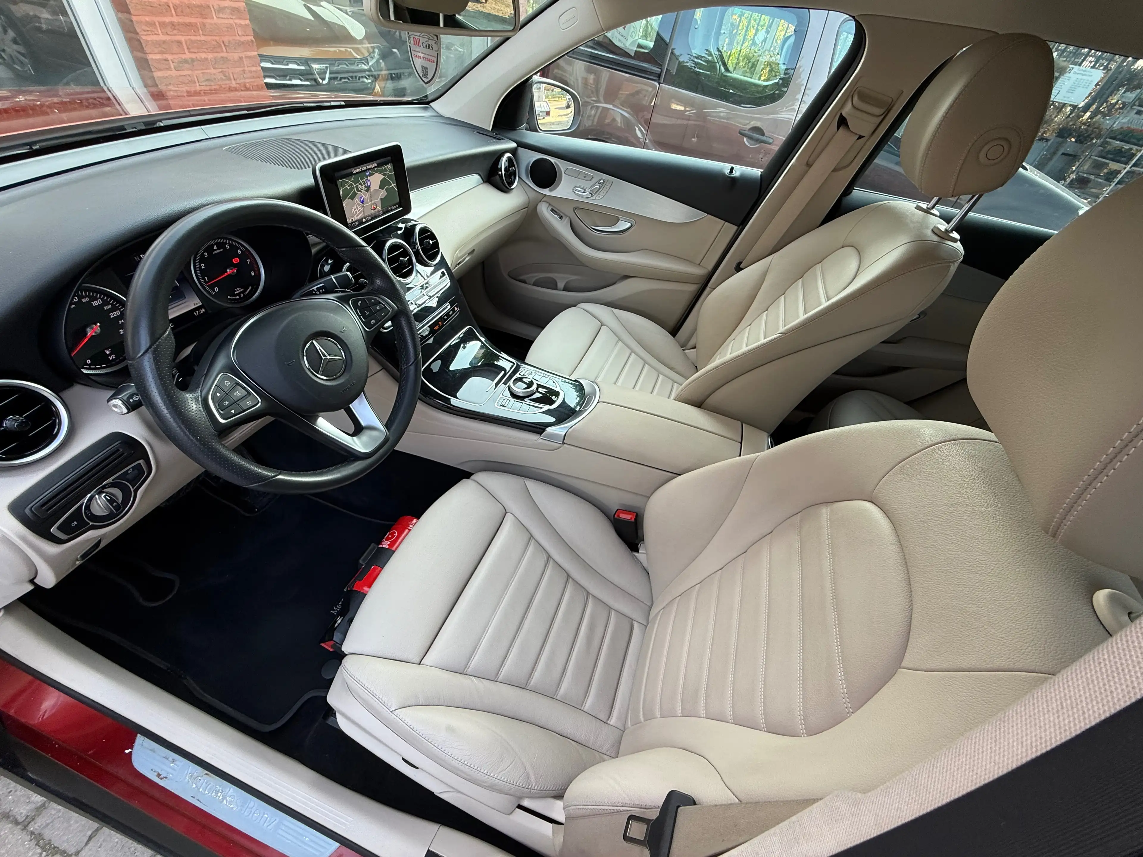 Mercedes-Benz GLC 350 e AMG-PACK 2.0I 211PK |✅NAVI | LEDER | LED | USB — photo 13