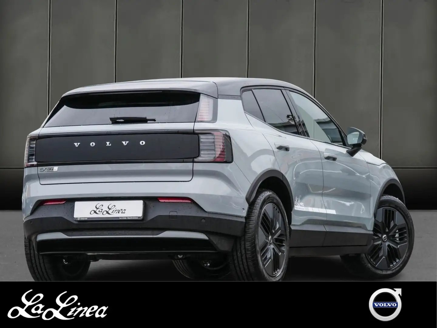 Volvo EX30 CC Twin Ultra 360/ Pano Grau - 2