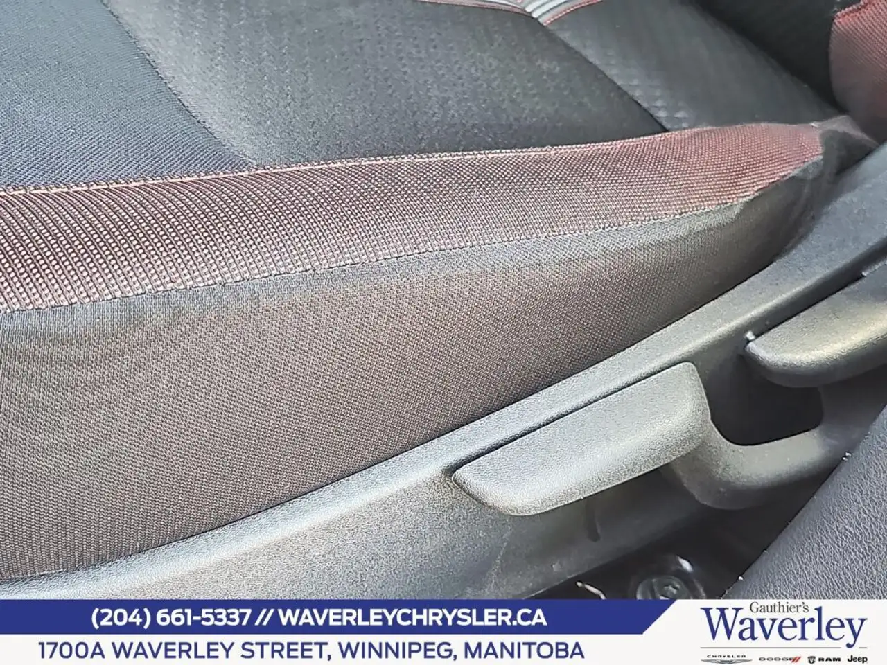 Nissan Versa снимка Nissan Versa