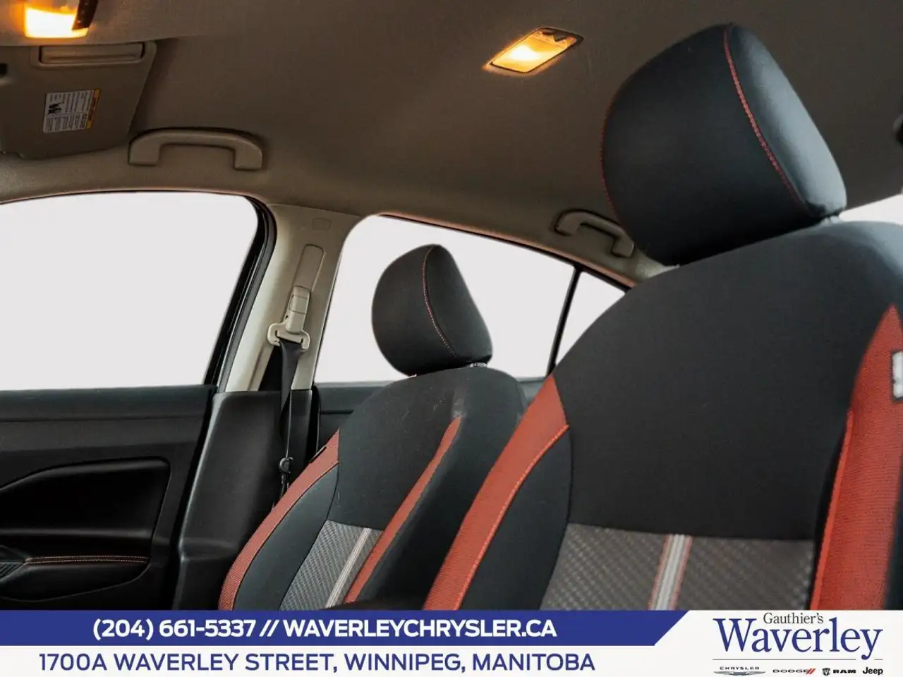 Nissan Versa fotografie Nissan Versa