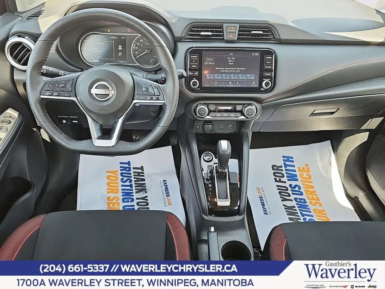 Nissan Versa снимка Nissan Versa