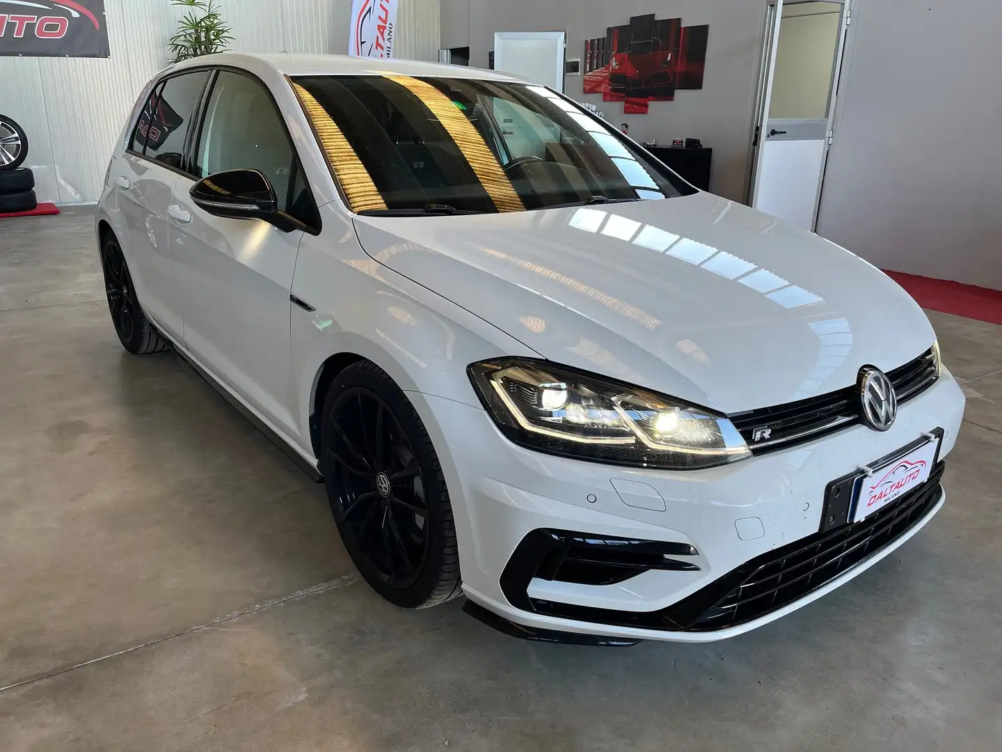 Volkswagen Golf 5p 2.0 tsi R 4motion 310cv dsg Bianco - 1