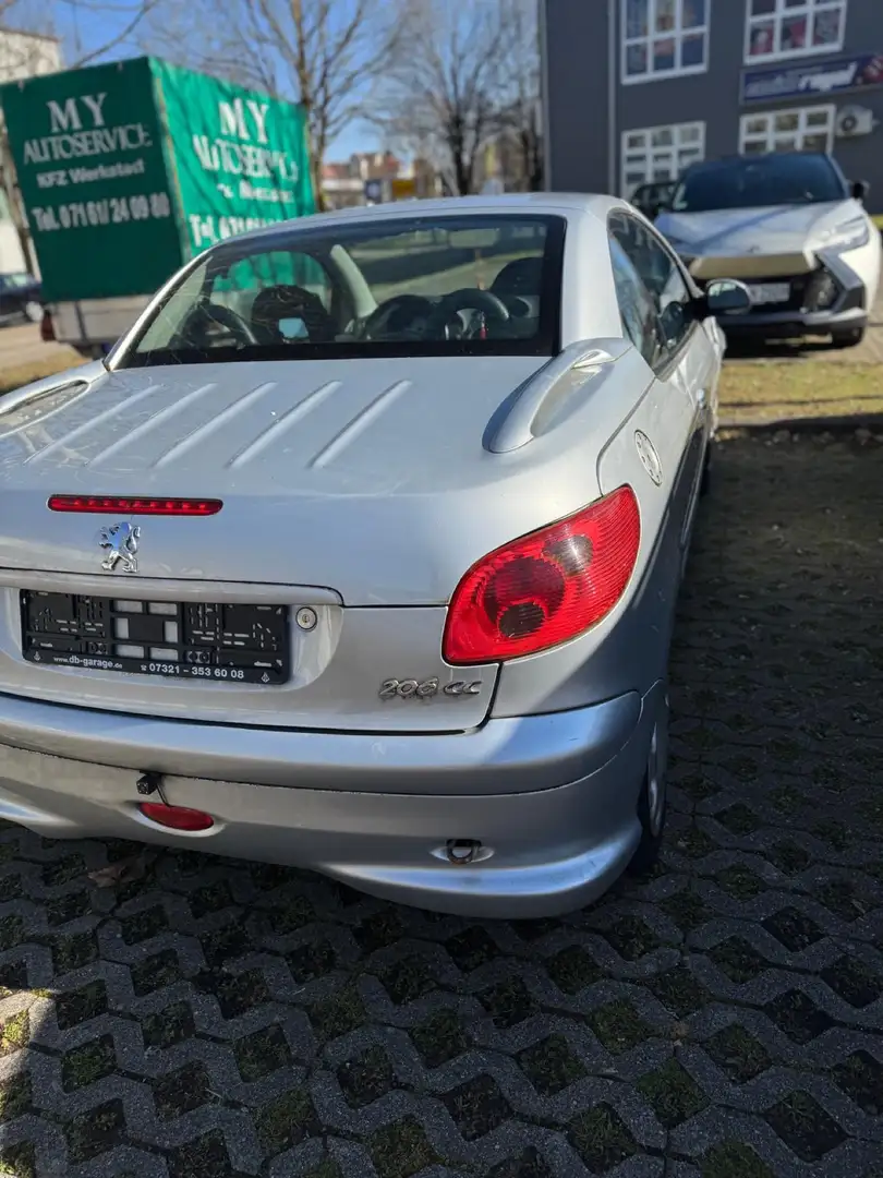 Peugeot 206 110 Quiksilver - 2