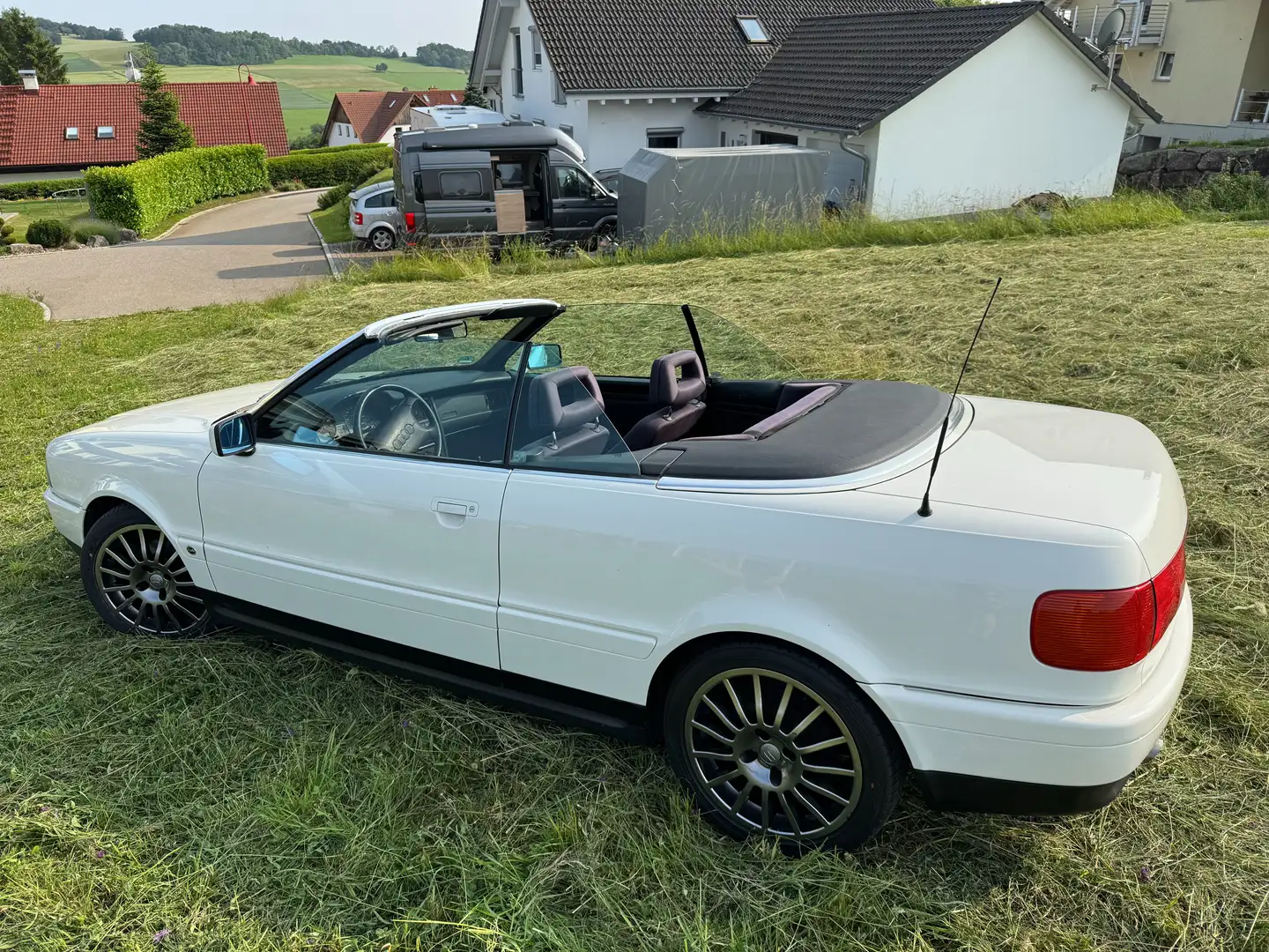 Audi Cabriolet 5-Zylinder, NG, 133 PS, TÜV 05/27 Weiß - 1