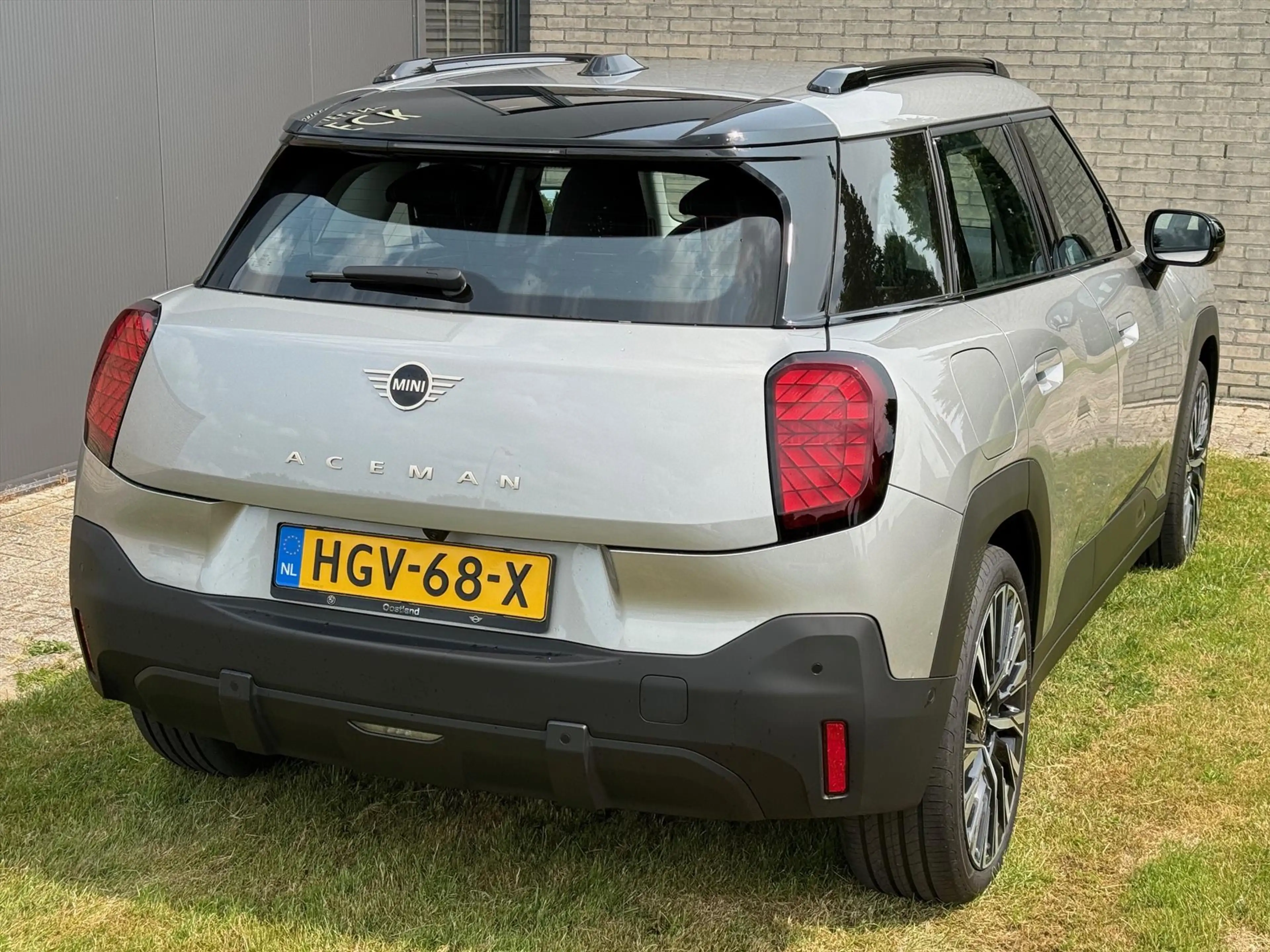 MINI Aceman Mini (j05) 42,5 kWh Essential camera — photo 6