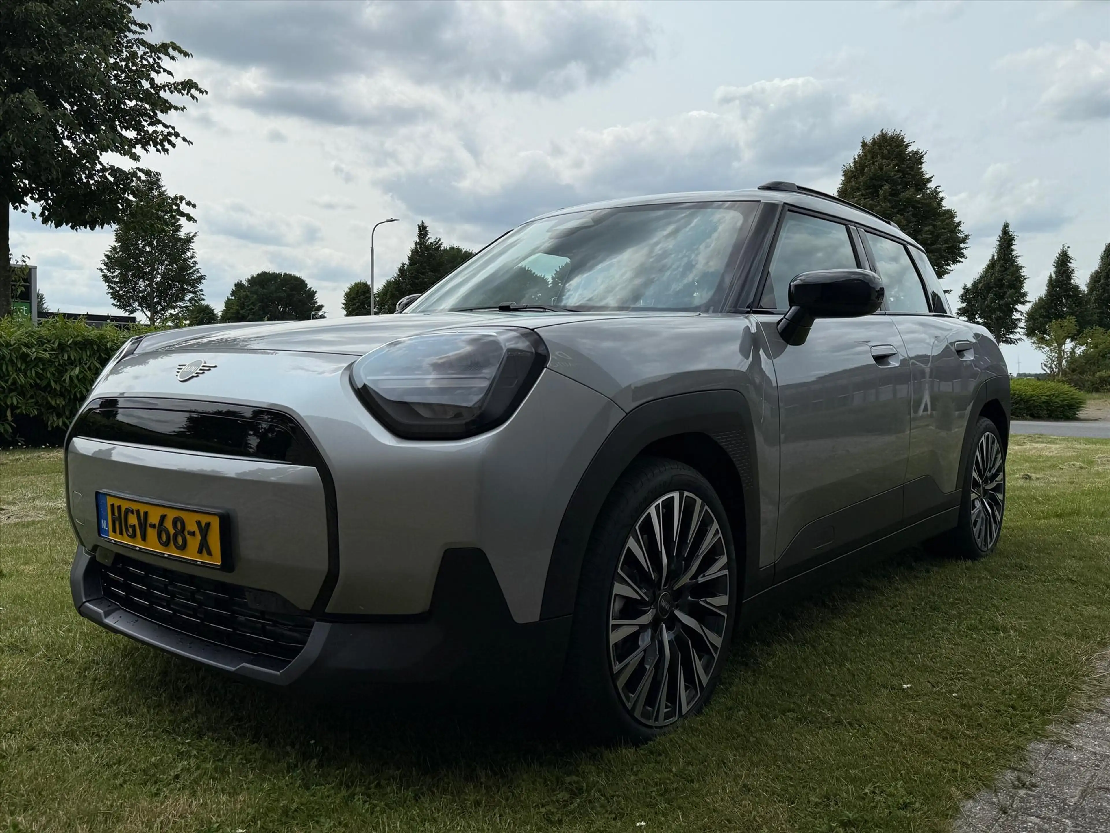 MINI Aceman Mini (j05) 42,5 kWh Essential camera — photo 4