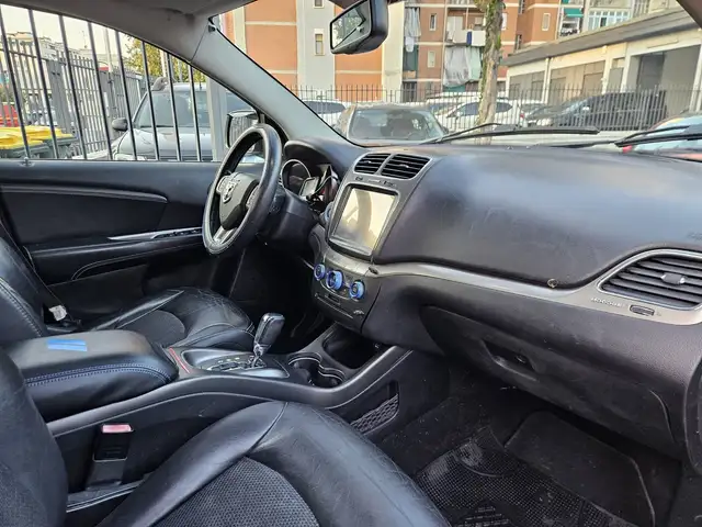 Fiat Freemont view 17
