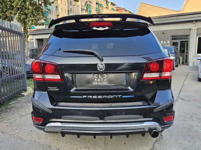 Fiat Freemont view 5