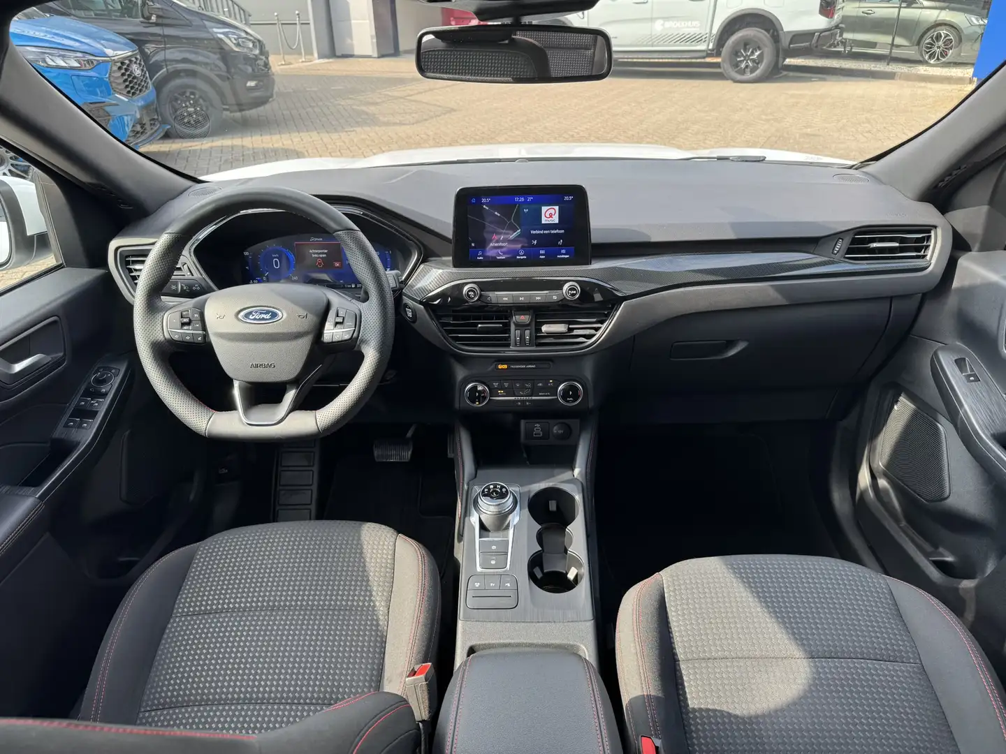 Ford Kuga 2.5 PHEV 225PK ST-Line AUTOMATIC | Lichtmetalen ve Wit - 2