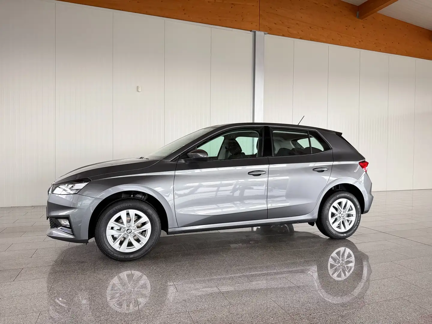 Skoda Fabia Fabia Essence 1,0 TSI Essence - 1