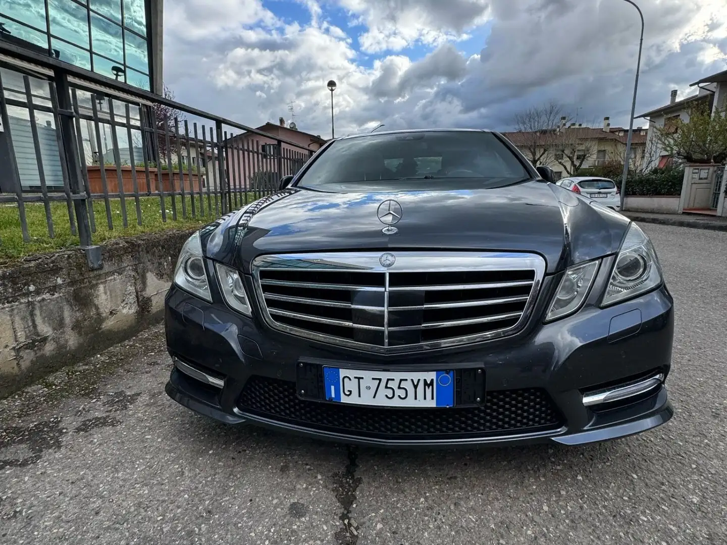 Mercedes-Benz E 300 Amg - 1